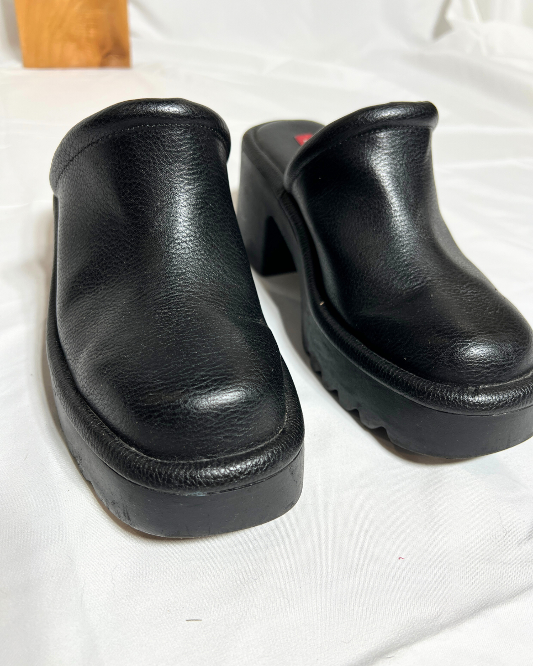 Unionbay Black Platform Mules / 8.5