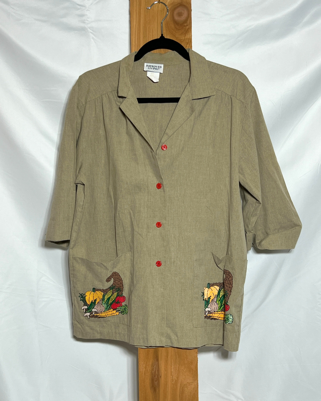 Vintage Cornucopia Button-Up Shirt / Large