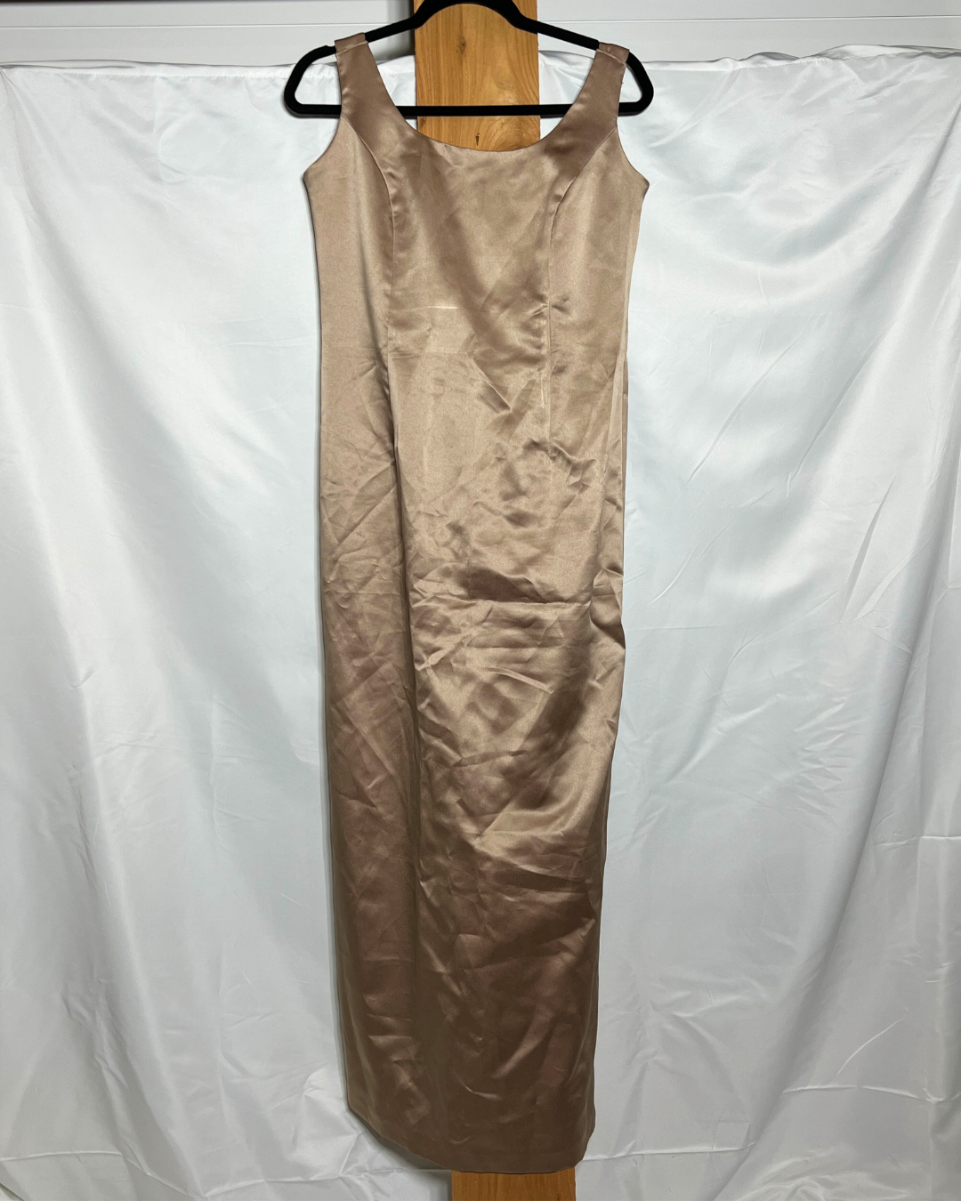 Champagne Satin Sleeveless Column Gown / Large