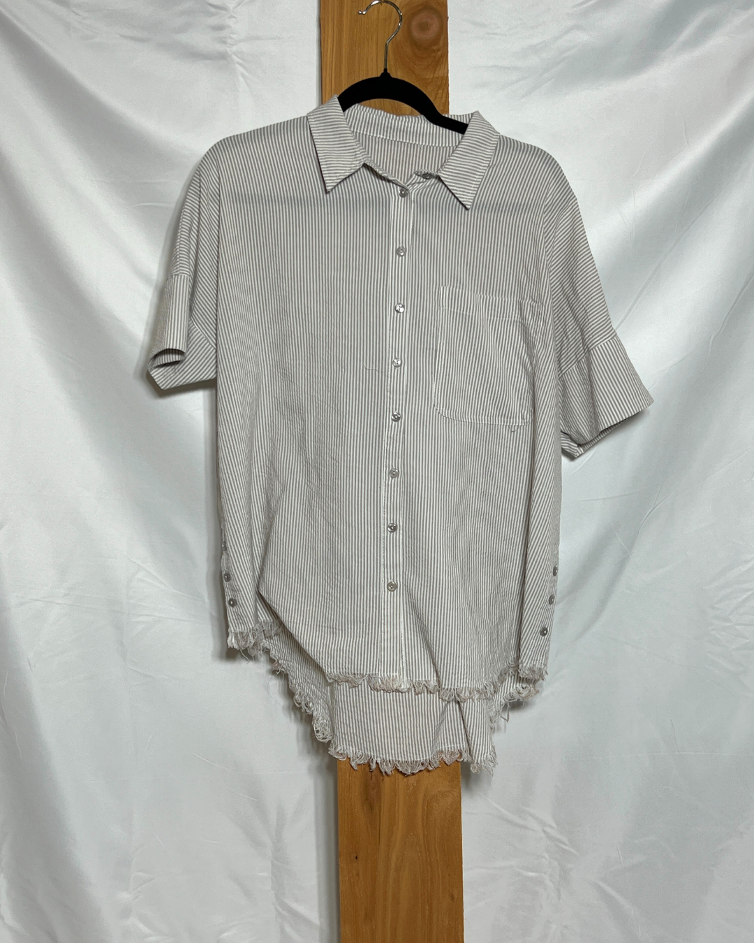 Striped Button-Down Top with Frayed Hem / Large
