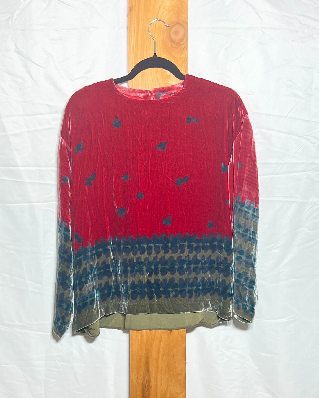 Red Velvet Blouse with Printed Detail / Medium