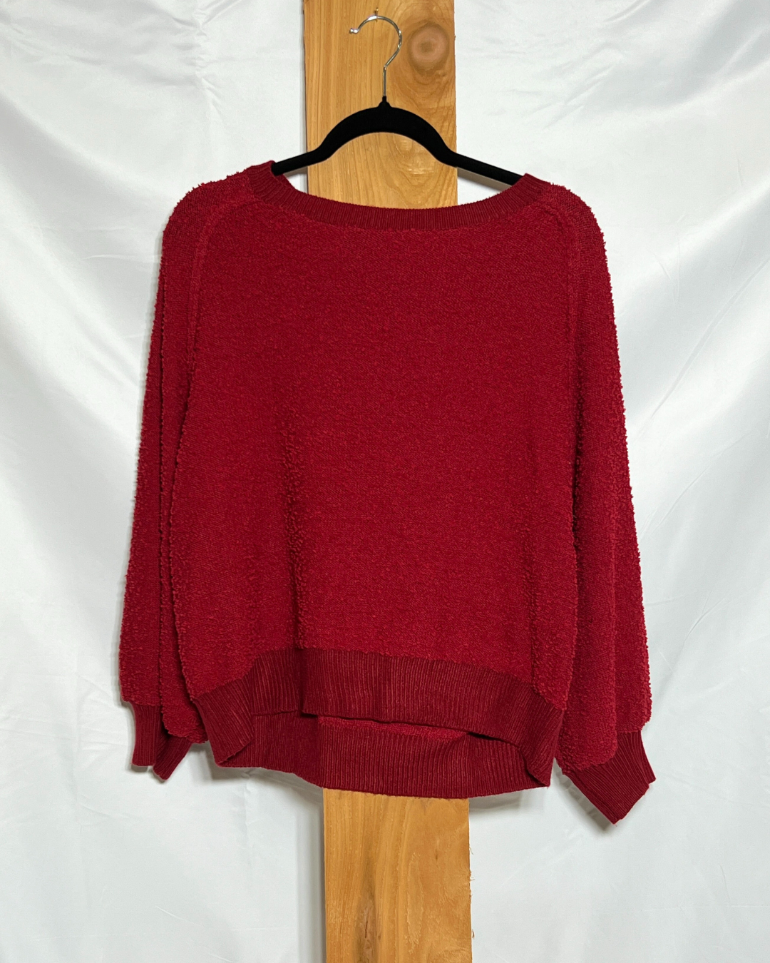 Soft Textured Red Knit Sweater / Small