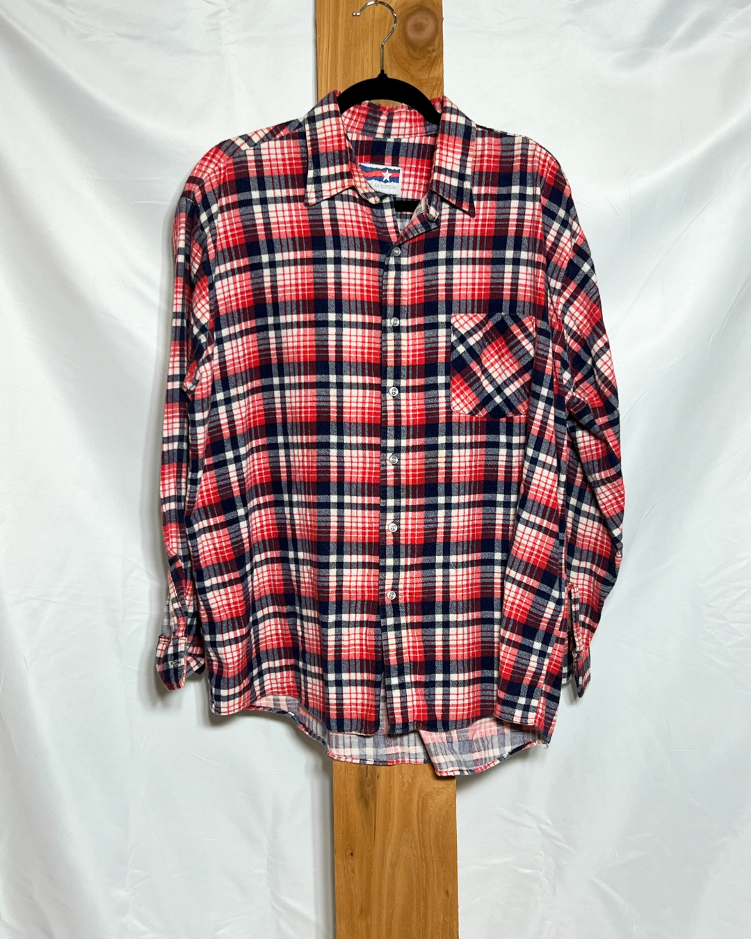 Red, White & Navy Plaid Flannel Button-Up / Large