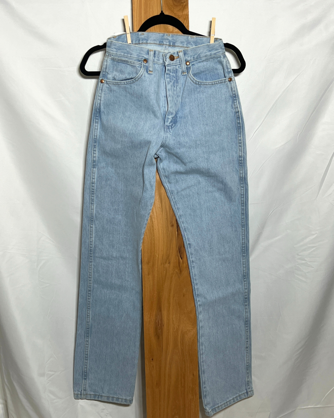Vintage Wrangler Natural-Rise Jeans / Light Wash / 3 x 32